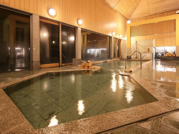 Public Main bath